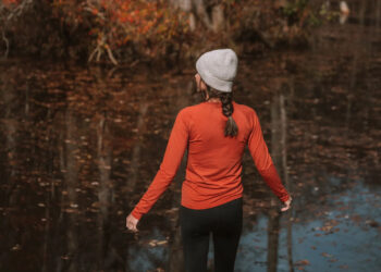 Lightweight and warm layers