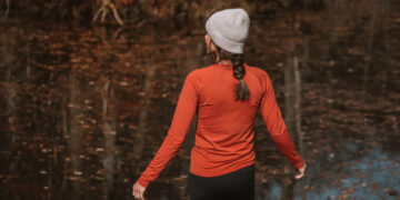 Lightweight and warm layers